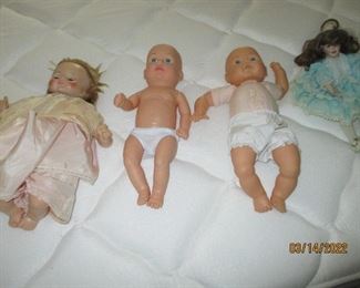 DOLLS ONE MARKED CITTITOY  ALL $25