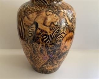 Safari jungle vase