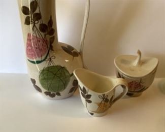 Red Wing pottery set