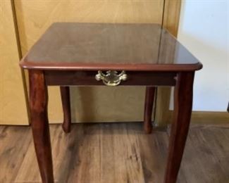 End table