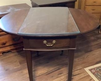 End table with two leafs