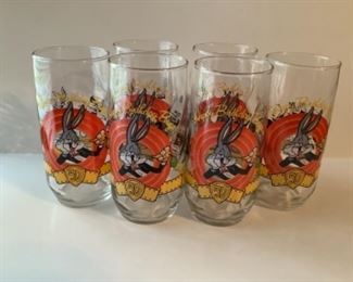 Bugs bunny glassware