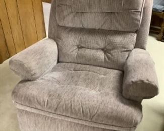 Nice recliner- excellent condition 