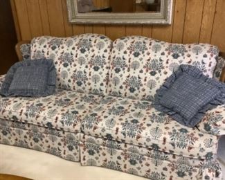 Blue vintage couch 