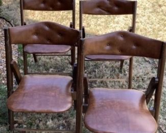 Set 4 vintage folding chairs