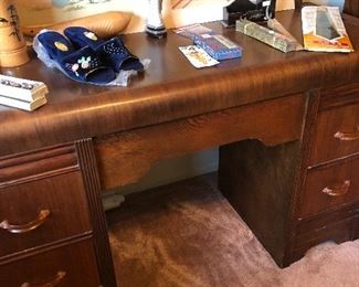 Waterfall Bedroom Set