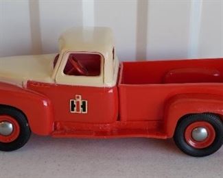 1950s Tru Miniatures International Pickup Truck