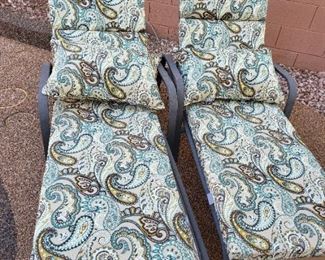 new pads and pillows on old patior chaise loungers