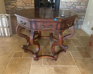 Octagon table 