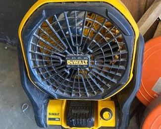 Dewalt fan