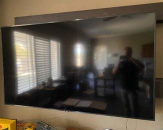 flat screen tv