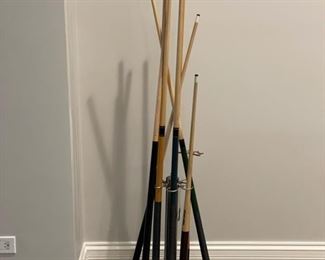 AMF Highland Series Limited Edition Pool Table with brand new felt!  LIKE NEW!  Measures 54" x 83". Photo 6 of 7. 