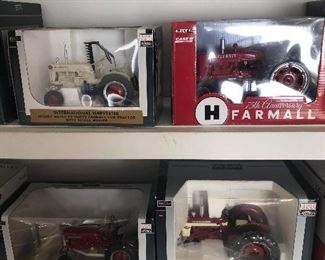 Ertl tractors Farmall international case