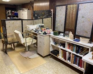 Salon station, mid century room dividers