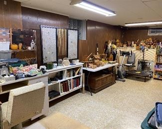 Mid century room dividers chest decorations exercise bike mini trampoline salon station