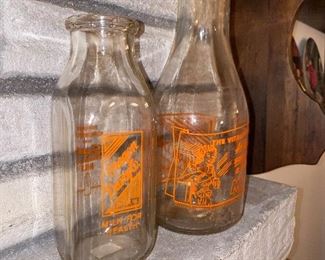 Oregon Illinois milk bottles