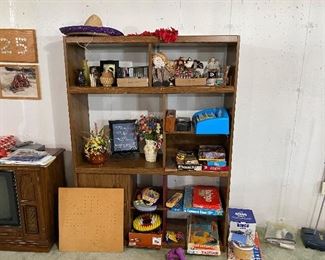 Bookcase/entertainment center