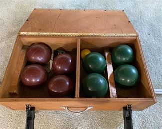 Bocce ball set