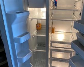 side by side refrigerator/freezer