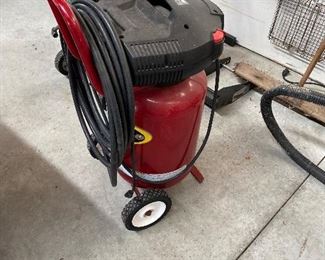 Air compressor