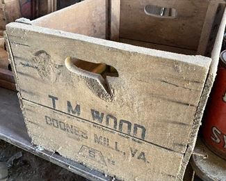 Old T.M. Wood Boones Mill, Va. Wooden Fruit Crate