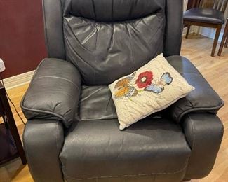 Southern Motion Powered Leather Recliner
