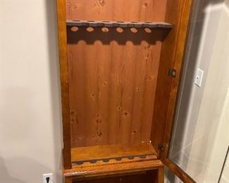 Glass Front Locking Gun Cabinet