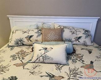 Standard Furniture Marilyn Panel Bedroom Set in Glossy White (Mirrored Dresser, King Size Bed, and Nightstand)