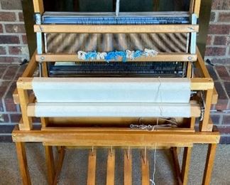 Leclerc Nilus Floor Loom