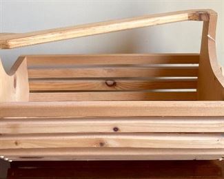 NWT! Furniture Choices Clam Basket