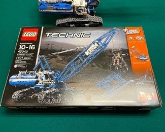 LEGO Technic Crawler Crane (42042)
