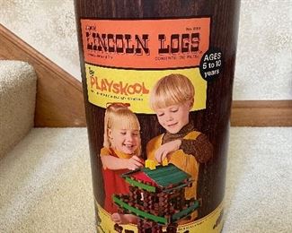 Vintage Lincoln Logs