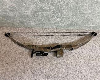 Bear Claw Bow