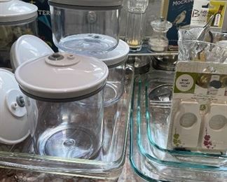 Glass & Plastic Kitchenware