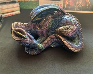 Dragon Decor, Windstone Editions