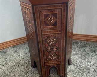 Vintage Style End Table
