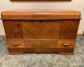 Lane Cedar Chest