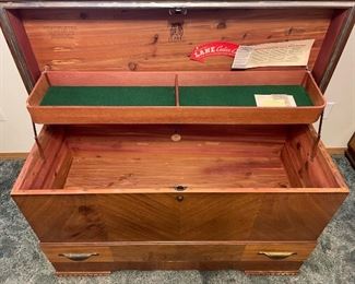Lane Cedar Chest