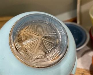 Pyrex Blue Mixing Bowl