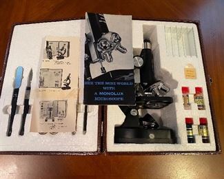 Monolux Microscope set