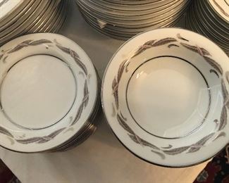 S O L D Noritake - "Gaylord"