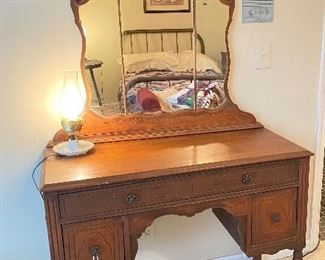 Antique Vanity with mirror