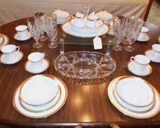 Noritake "Manor Gold" China Set