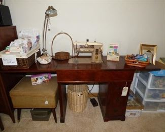 Vintage Singer "Slantamatic" Sewing Machine, Patterns, Sewing notions