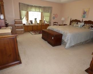 Vintage King Bedroom Suite by Link Taylor