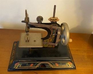 German Metal Toy Sewing Machine,