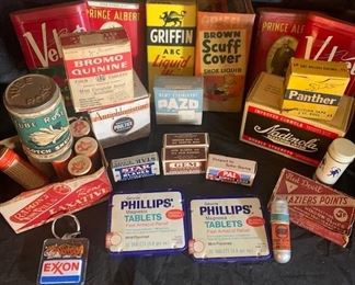 87a. Vintage Drug Store Items