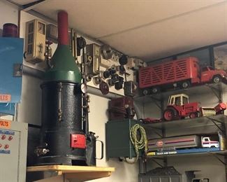 VINTAGE STEAM FURNACE 