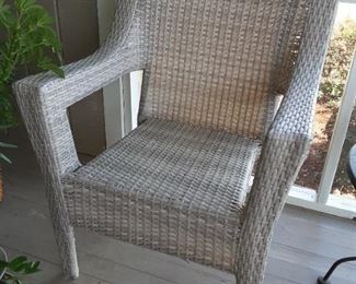 Vinyl wicker chair oh, great condition