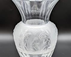 Cristalli di Firenze Crystal Vase. Beautiful frosted middle with Roman/Grecian scenes. Measures 10.5” high and 7” in diameter at the top.